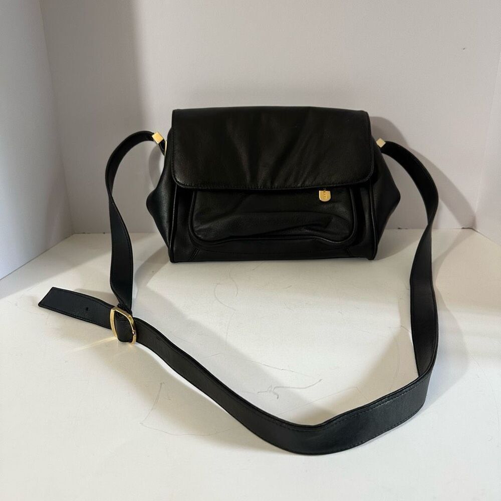 Sereta Black leather Purse with Shoulder Straps